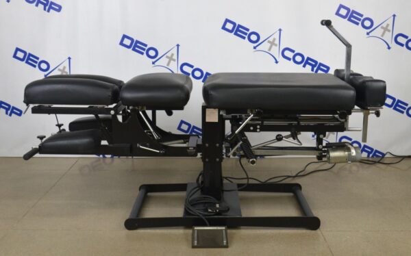 Phillips Titan 5E Chiropractic Elevation Table W/ Flexion-Distraction & 2 Drops