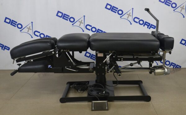 Phillips Titan 5E Chiropractic Elevation Table W/ Flexion-Distraction & 2 Drops