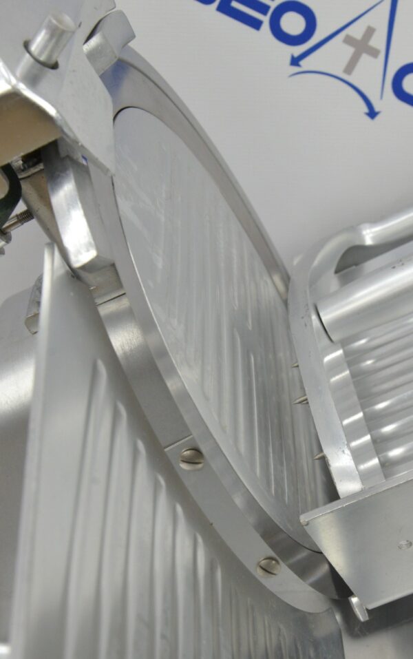 Primo PS-12 Manual Aluminum Deli Meat Slicer 12" 110-120V