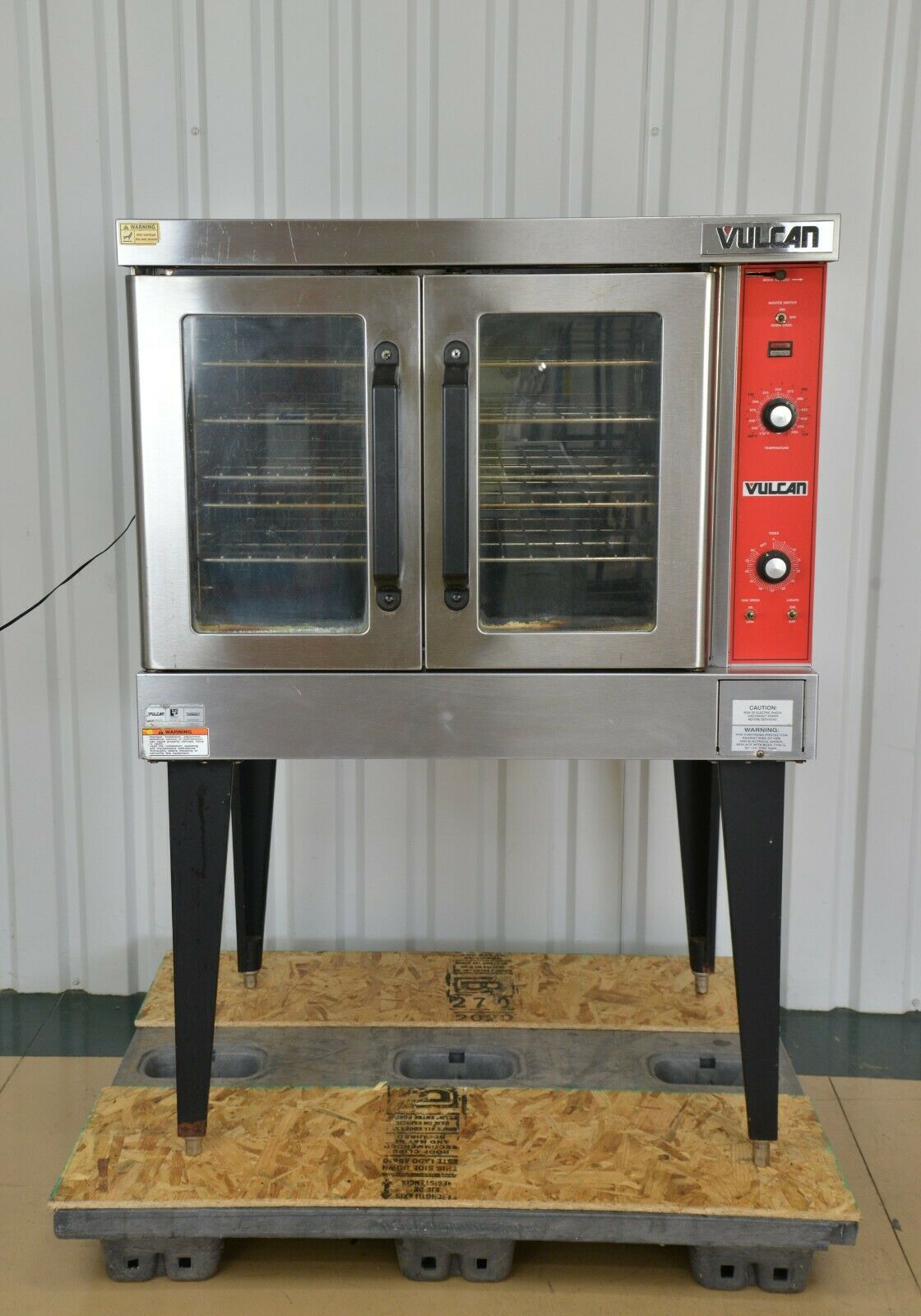 Vulcan VC4ED-11D1 208/3 Single Deck Full Size Electric Convection Oven -  208V, Field Convertible, 12.5 kW