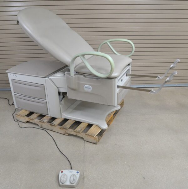 Brewer 6500 Access High-Low Exam Table Power Back W/ Foot Switch