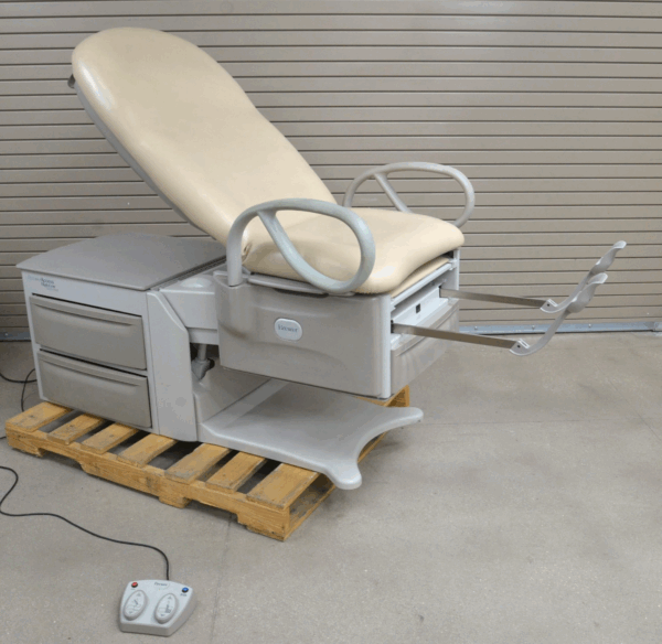 Brewer 6500 Access High-Low Exam Table Power Back W/ Foot Switch