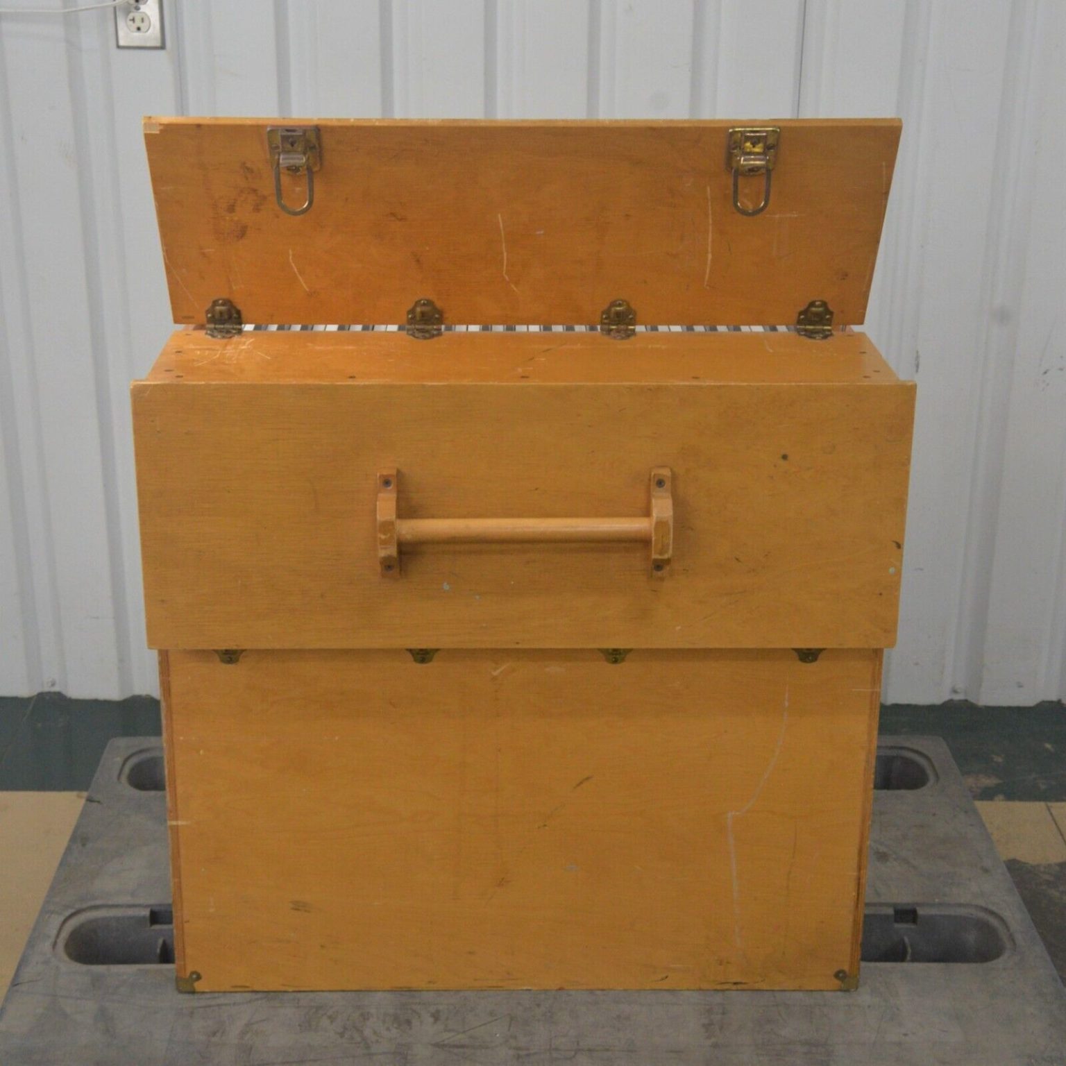 LoDuca Bros Milwaukee Folding Portable 49 Key Foot Pump Harmonium Reed