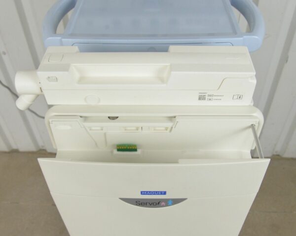 Maquet 6487800 Servo-I Critical Care AB Ventilator 6449701 W/ 6696947 Cassette