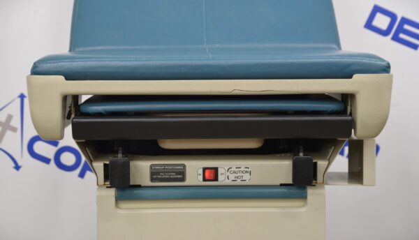 Midmark 404-007 Barrier Free Manual Exam Table