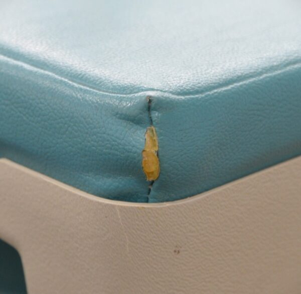 Midmark 404-007 Barrier Free Manual Exam Table