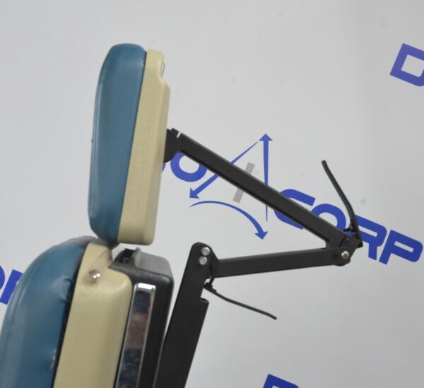 Midmark 411-003 Power Exam Chair And Foot Pedal
