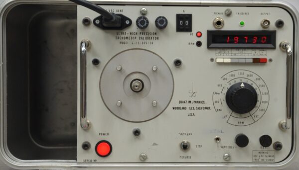 Quantum Dynamics N11ECS/3A Aircraft Tachometer Calibration System w/ Accessories