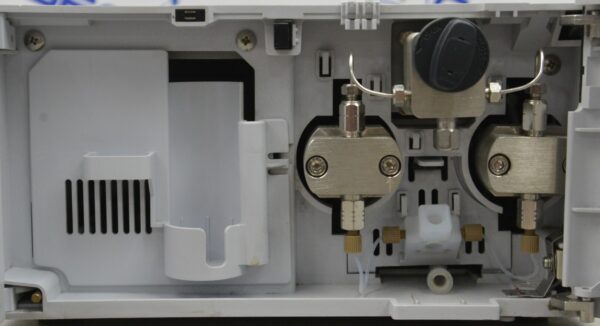 Shimadzu Prominence LC-20AD Liquid Chromatograph