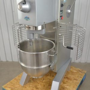 Univex SRM60+ 60 QT. M009231 Floor Model Commercial Mixer Univex SRM60+ 60 QT. M009231 Floor Model Commercial Mixer