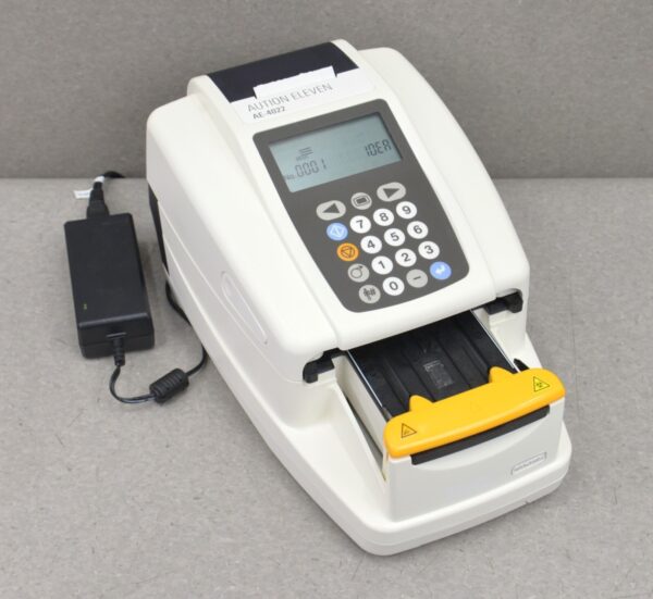 Arkray Aution Eleven AE-4022 Semi-Automated Urine Analyzer