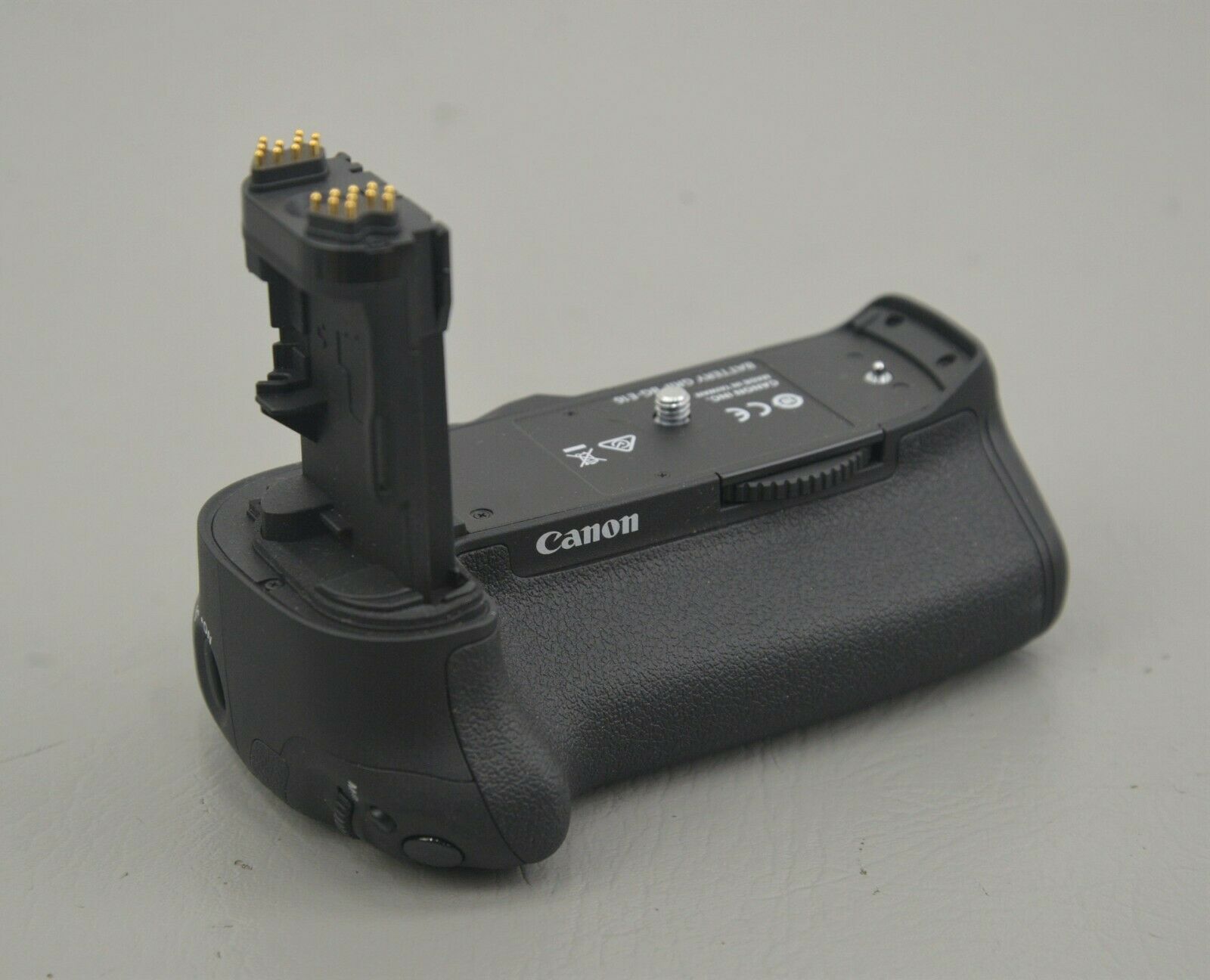 Canon Battery Grip BG-E16 for Canon EOS 7D Mark II DSLR Camera