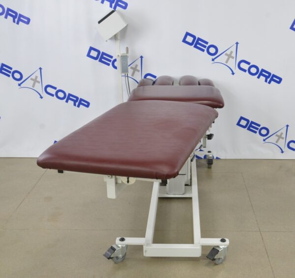 Chattanooga 3D-Active Trac 73000A Chiropractic Traction Exam Table