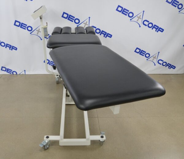 Chattanooga 3D-Active Trac 8042 Chiropractic Traction Exam Table W/ Accessory