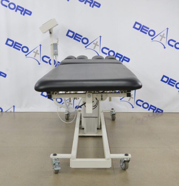 Chattanooga 3D-Active Trac 8042 Chiropractic Traction Exam Table W/ Accessory