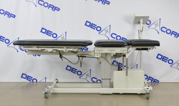 Chattanooga 3D-Active Trac 8042 Chiropractic Traction Exam Table W/ Accessory