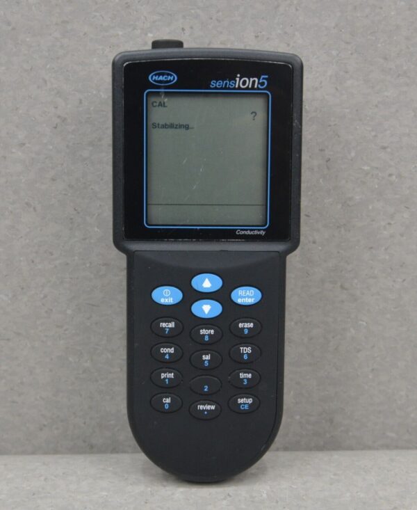 Hach DR 900 Colorimeter W/ sensION5 Meter & HQ40d Meter Water Analysis Kit