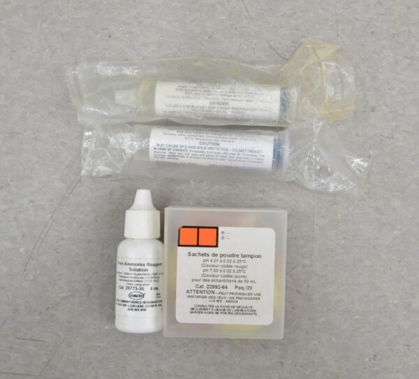 Hach DR 900 Colorimeter W/ sensION5 Meter & HQ40d Meter Water Analysis Kit