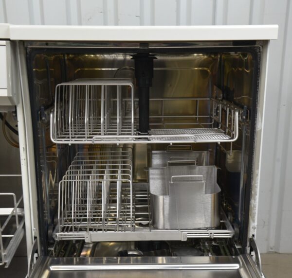 Miele Professional G 7881 Lab Glassware Washer w/ Dryer G 7896