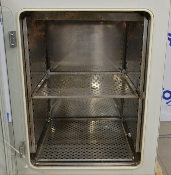 Sanyo MCO-17A Dual Double Stack CO2 Incubator