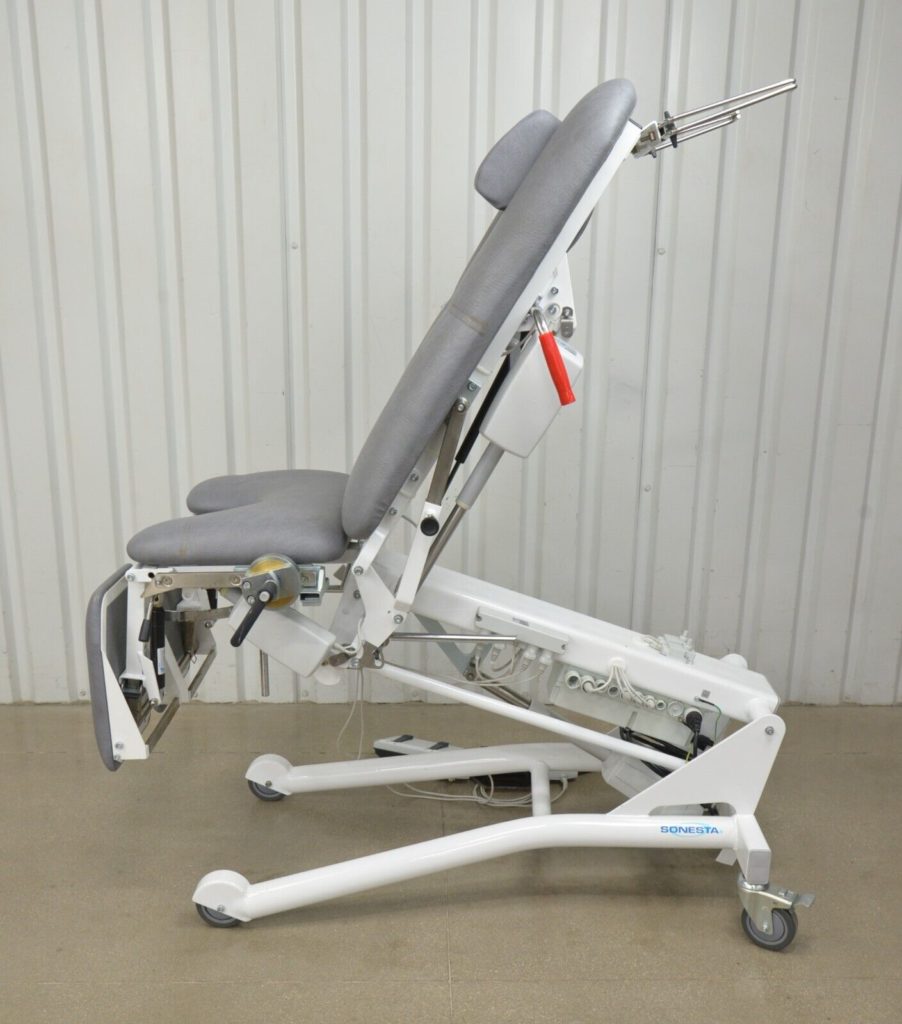 sonesta-6202-gynecology-urology-procedure-exam-chair-with-footswitch