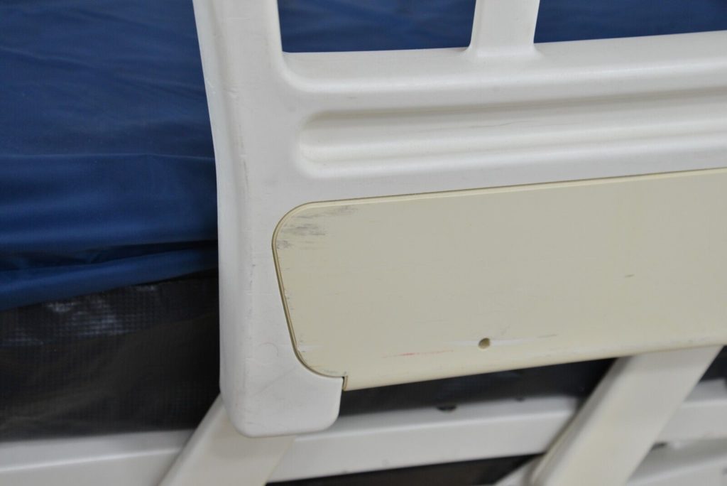 Stryker Secure II/Secure 3002 Critical Care Hospital Bed w/IsoFlex Supp