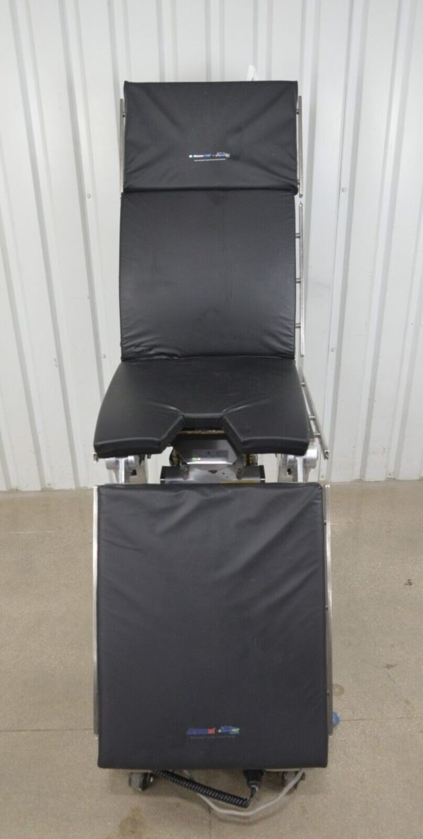 Stryker Skytron 6700B Hurcules Surgical Table W/ Skytron 3503 E2 Remote 11191
