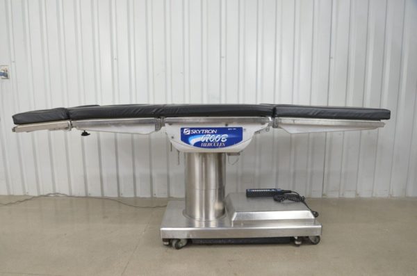 Stryker Skytron 6700B Hurcules Surgical Table W/ Skytron 3503 E2 Remote 11191