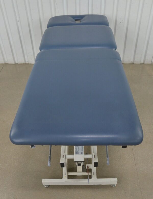Armedica AM-350 Three Section Treatment Table W/ Foot Switch