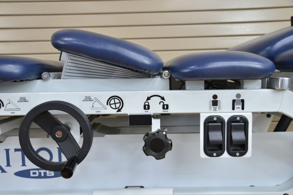 Chattanooga Triton DTS 2841 Traction Unit w/ TRT600 Treatment Table