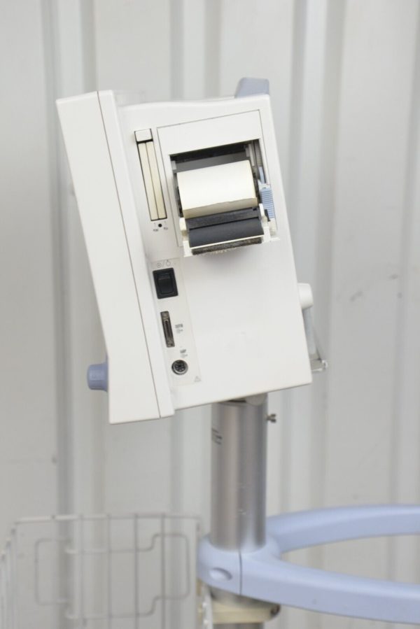 Datascope Passport 2 Patient Monitor 0998-00-0170-0131A W/ Accessories