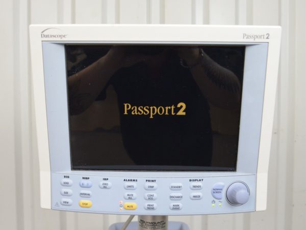 Datascope Passport 2 Patient Monitor 0998-00-0170-0131A W/ Accessories