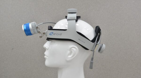 Enova Illumination XLT-225 Cool LED Surgical Headlight W/Battery, Charger & Case
