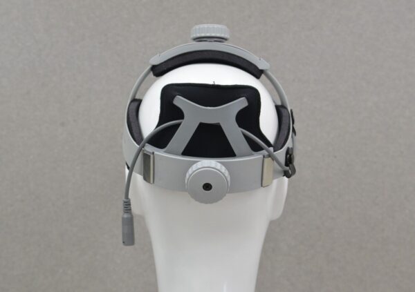 Enova Illumination XLT-225 Cool LED Surgical Headlight W/Battery, Charger & Case