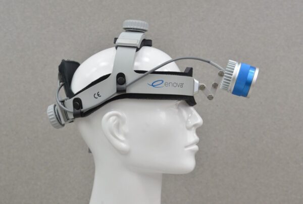 Enova Illumination XLT-225 Cool LED Surgical Headlight W/Battery, Charger & Case