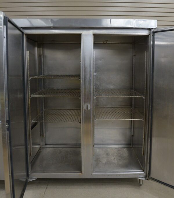 Hobart HH-3 Hot Food Cabinet Three Section 208-230V 1PH