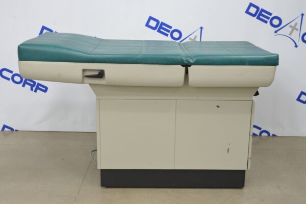 Midmark 404-008 Barrier Free Manual Exam Table