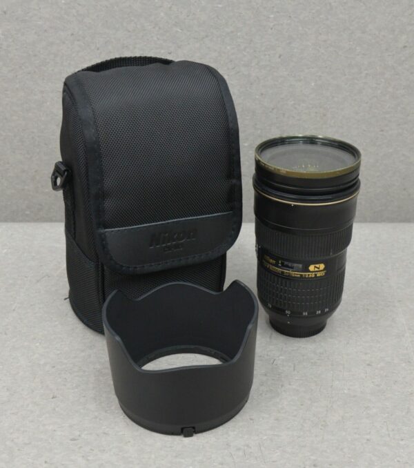 Nikon AF-S NIKKOR 24-70mm f/2.8G ED N NanoCrystal Coat Aspherical Lens