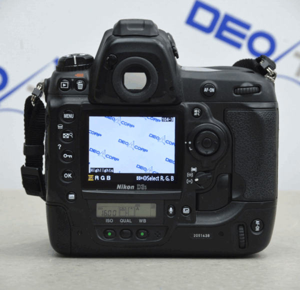 Nikon D3s FX Digital SLR Camera W/AF-S NIKKOR 24-70mm f/2.8G ED N Lens & Battery