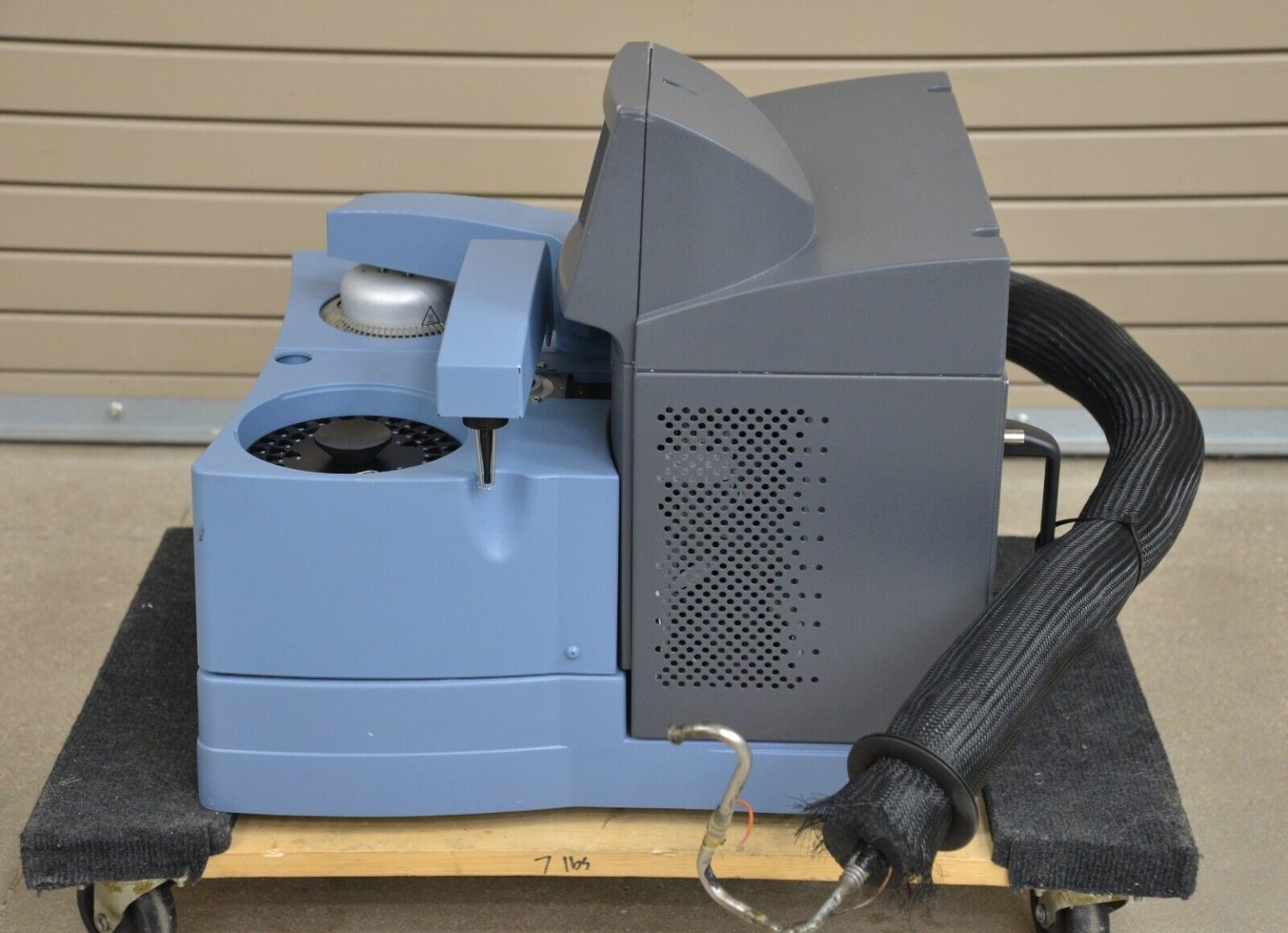 TA Instruments DSC Q2000 Differential Scanning Calorimeter Q 2000