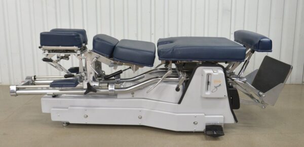 Zenith 275 VL VertiLift Elevating Hylo Adjusting Chiropractic Table 3 Drops