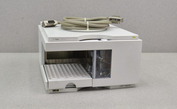 Agilent G1313A Autosampler 1100 Series W/ IEEE-4888 GPIB Cable