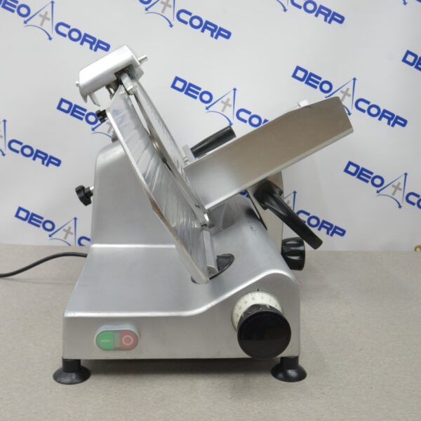 Avantco SL312 12" Semi-Automatic Gravity Feed Meat Slicer 1/3 hp