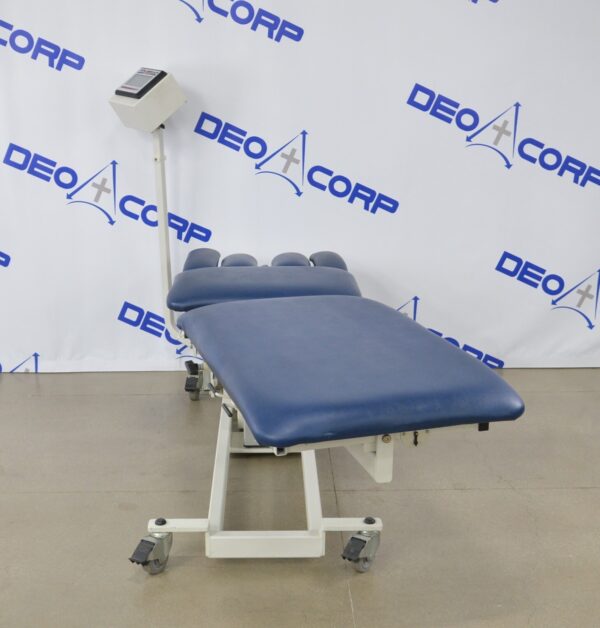 Chattanooga 3D-Active Trac 73000A Chiropractic Traction Exam Table