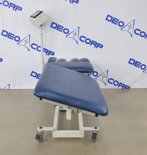 Chattanooga 3D-Active Trac 73000A Chiropractic Traction Exam Table