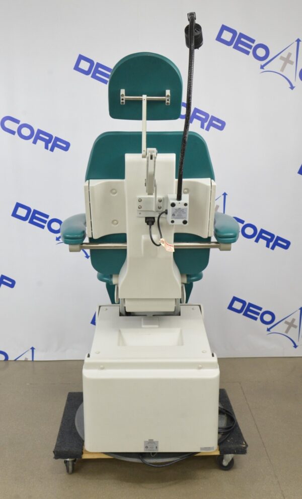 Global Surgical SMR MaxiSelect S270000 Power Exam Dental Chair W/ Solarlite Lamp