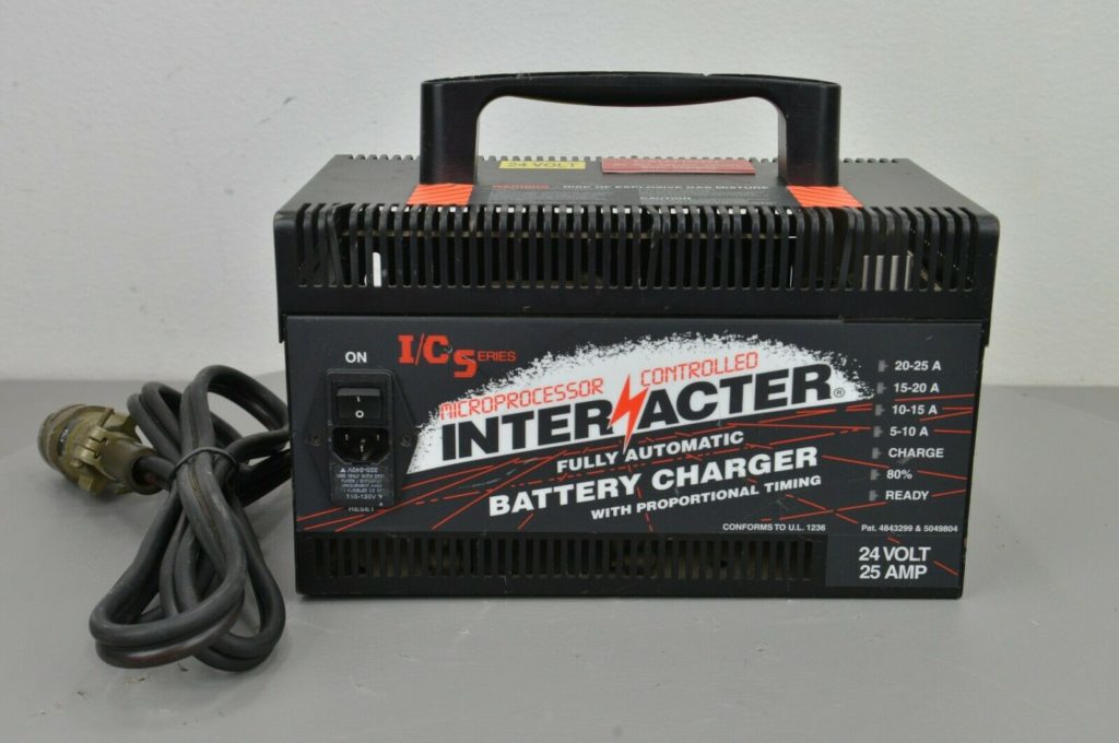Interacter I/C Series 24V 25A Battery Charger w/ Military Vehicle