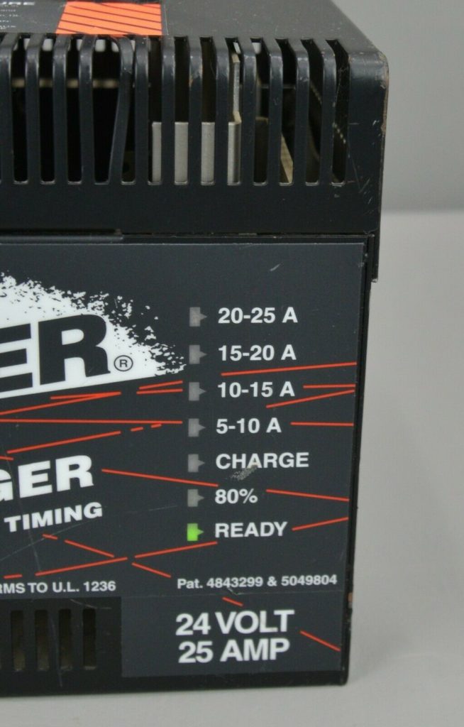 Interacter I/C Series 24V 25A Battery Charger w/ Military Vehicle