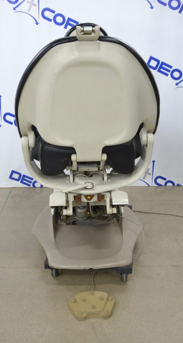 Midmark 153592-001 UltraComfort Dental Chair W/ Foot Pedal