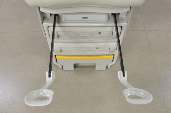 Midmark 604-001 Barrier Free Manual Examination Table